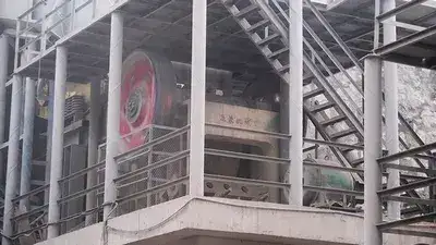Вибрационный питатель для проекта линии производства известняковых заполнителей 5 000 000 т/год) компании Tianjing Calcium Company в г. Цзинчжоу, пров. Хубэй